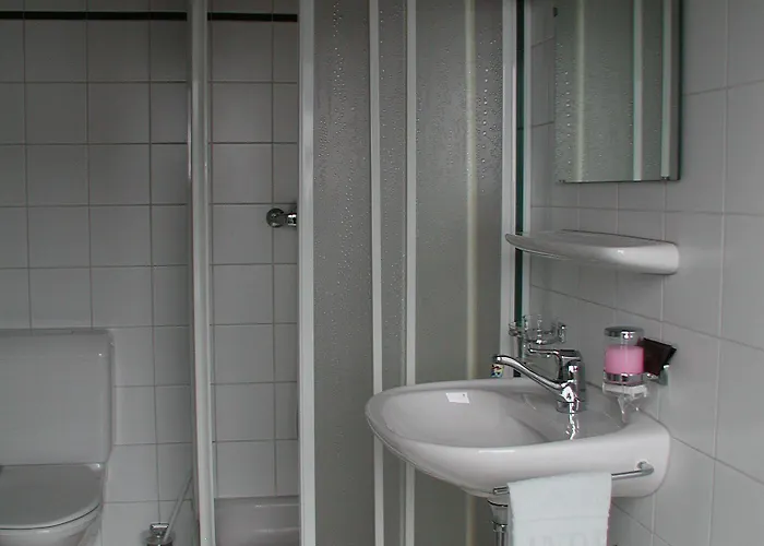 Seminarhotel Linde فندق